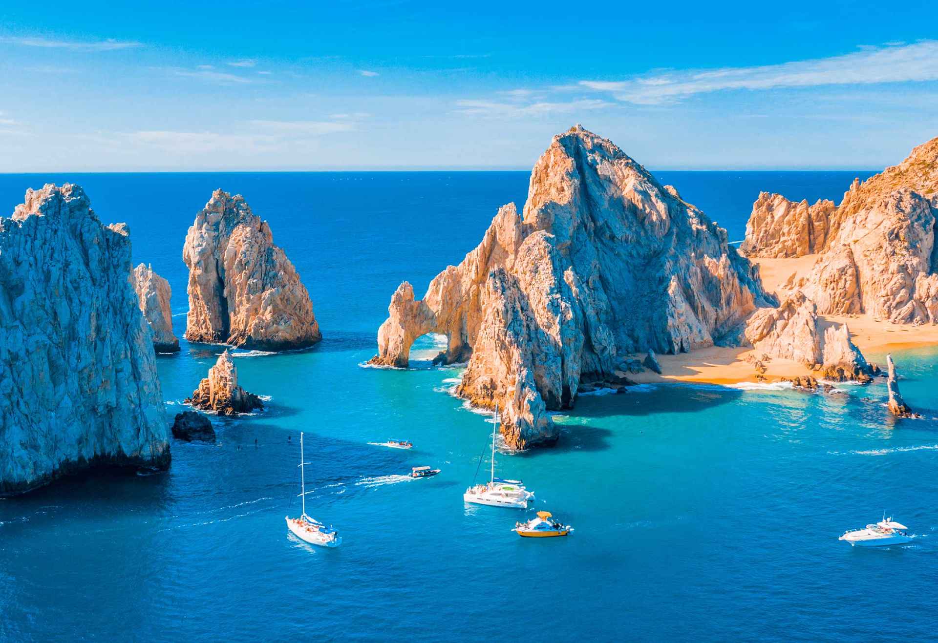 Rock arch formations at Los Cabos